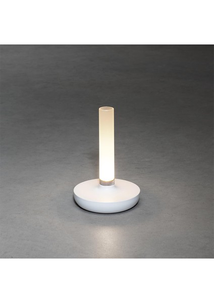 Wo Biarritz Beyaz Masa Lambası fiyatları