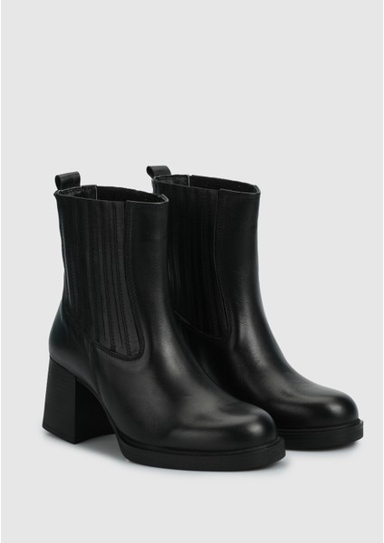 Siyah Deri Kadın Bot fiyatları