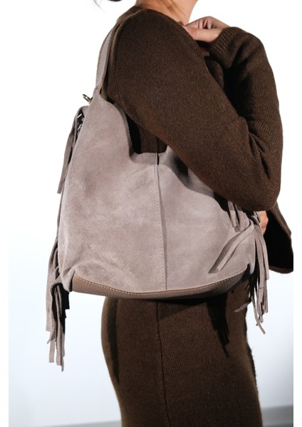 Vals Vizon Süet Hakiki Deri Püsküllü Kadın Kol Çantası fiyatları