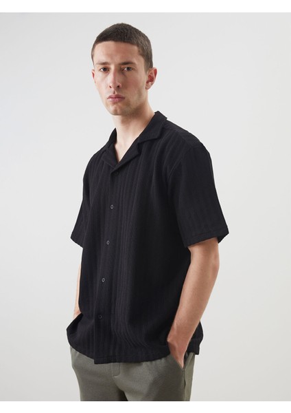 Yeni Sezon Regular Fit Kısa Kollu Erkek Gömlek