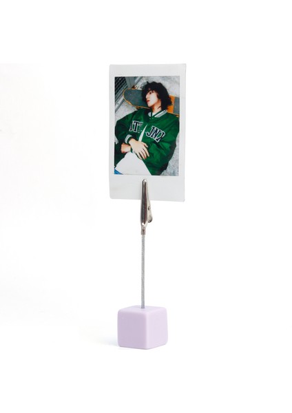 Instax Mini 12 Lila Fotoğraf Makinesi + 10'lu Film Kıskaçlı Resim Standı ve Silikon Kılıf Seti indirimleri