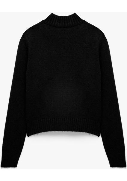 Yumuşak Dokulu Dik Yaka Uzun Kollu Triko Kazak fiyatları