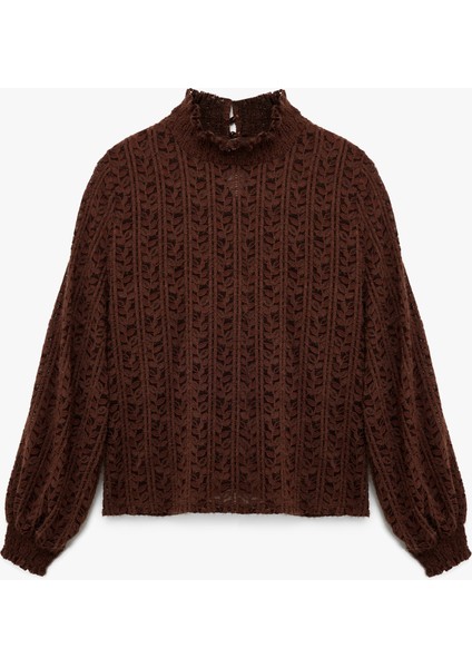 Uzun Balon Kollu Fırfırlı Dik Yaka Dantelli Bluz