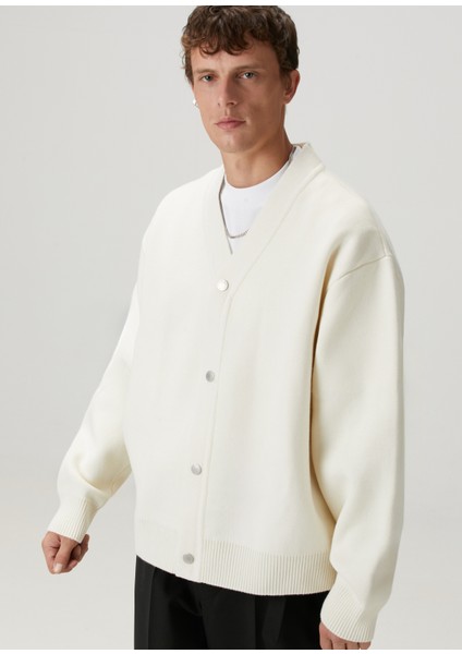 Ekru Interlok Triko Hırka fiyatları