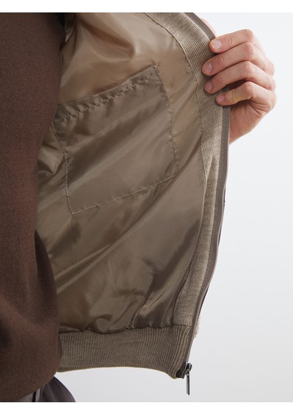 Yeni Sezon Büyük Beden Standart Kalıp Kolej Yaka Erkek Yelek fırsatları