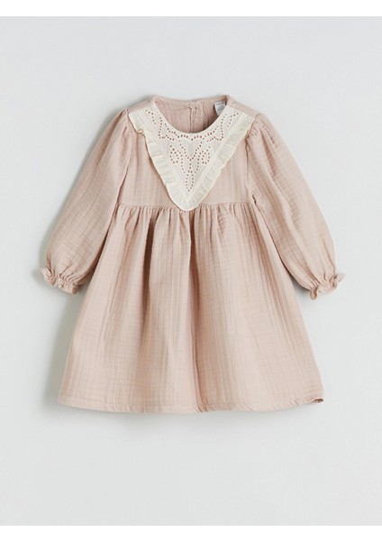 Lcw Baby Bej Bebe Yaka Müslin Kız Bebek Elbise modelleri