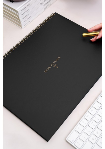 2026 Masaüstü Planlayıcı Takvim 25X35 cm - Siyah