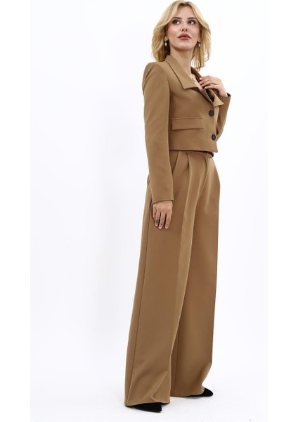 Gömlek Yaka Kısa Ceket & Korsaj Kemer Yüksek Bel Palazzo Pantolon-Camel