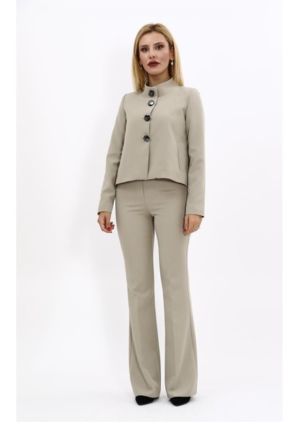 Boydan Düğmeli Mini Ceket & Ispanyol Paça Pantolon Takım-Bambu