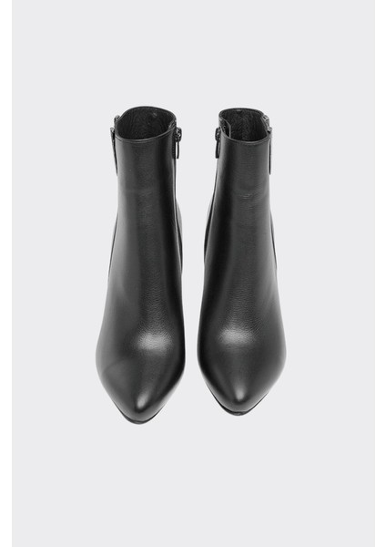 Klasik Hakiki Deri Fermuarlı Kadın Bot fiyatları