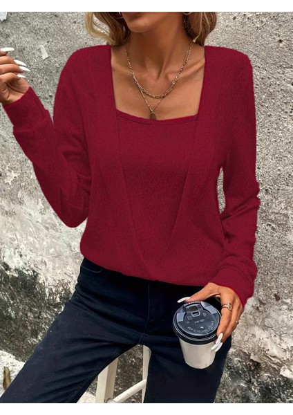 Kadın Uzun Kollu Kruvaze Yaka Kol ve Etek Ucu Manşet Detay Yumoş Bluz