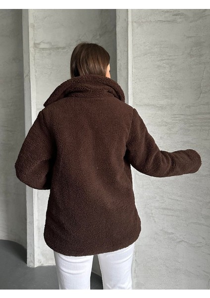 Oval Cepli Bej Peluş Ceket modelleri