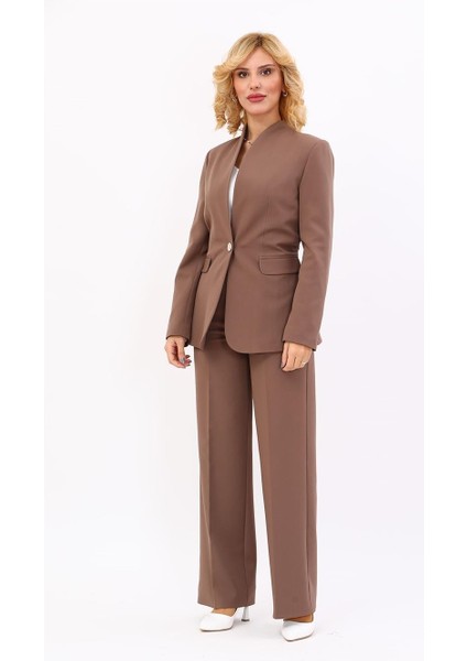 Kendinden Dik Yakalı Ceket & Bol Paça Pantolon-Kahve indirimleri