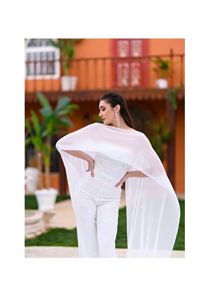 Beyaz Hologram Payetli Şifon Bluz Detaylı Tulum fırsatları