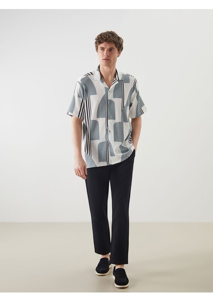 Yeni Sezon Regular Fit Kısa Kollu Desenli Erkek Gömlek fırsatları