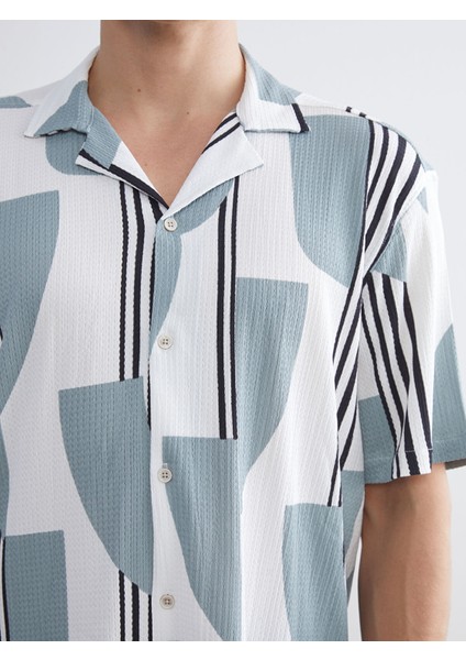 Yeni Sezon Regular Fit Kısa Kollu Desenli Erkek Gömlek indirimleri