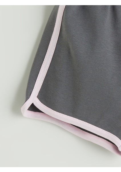 Yeni Sezon Kuromi Baskılı Kız Bebek Tişört ve Şort 2'li indirimleri