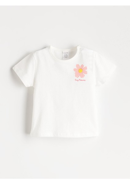 Yeni Sezon Çiçekli Kız Bebek Tişört ve Şort 2'li fiyatları