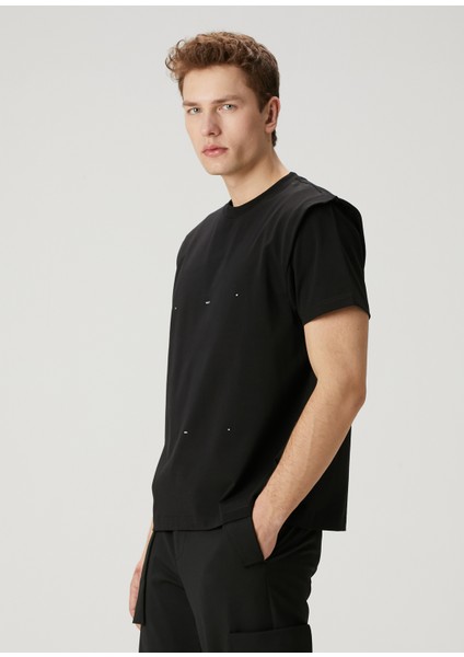 Siyah Logo Detaylı T-Shirt modelleri
