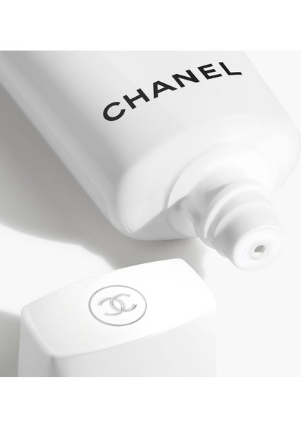 Uv Essential Complete Protection SPF50 30ML fiyatları