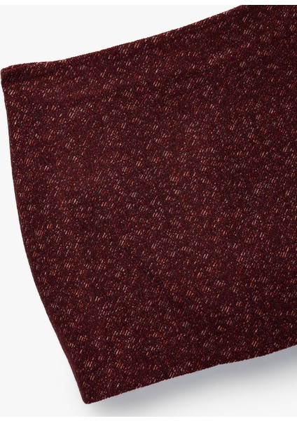 x Melis Ağazat - A Kesim Slim Fit Metalik Iplik Detaylı Parıltılı Tüvit Mini Etek modelleri