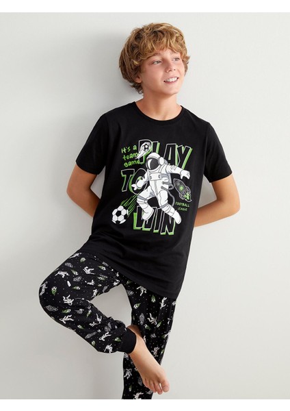 Yeni Sezon Bisiklet Yaka Erkek Çocuk Pijama Takımı modelleri