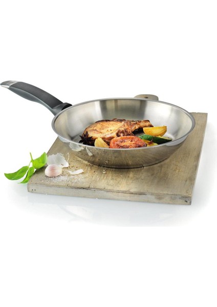 Gümüş Paslanmaz Çelik Tava 28 cm fırsatları