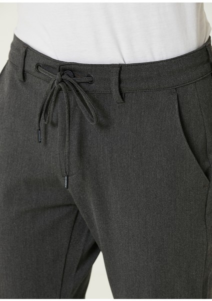 Gri Pantolon fırsatları