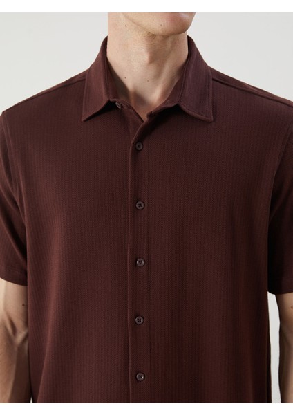 Yeni Sezon Regular Fit Kısa Kollu Erkek Gömlek modelleri