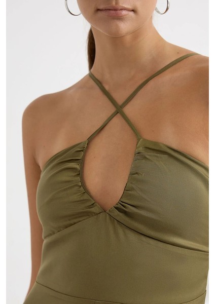 Kadın Yarım Boy Çapraz Boyunlu Bodycon Midi Elbise, Yırtmaç ve Ayarlanabilir İplik Detayı ile Green indirimleri