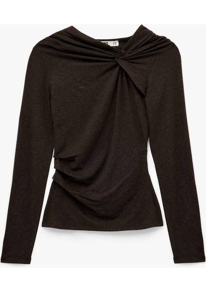 Uzun Kollu Asimetrik Yaka Düğüm Detaylı Bluz