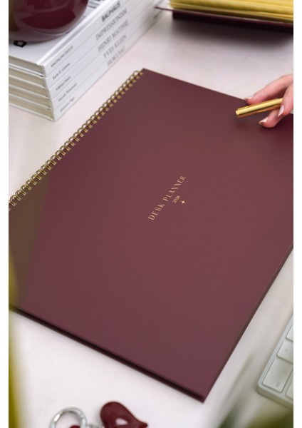 2026 Masaüstü Planlayıcı Takvim 25X35 cm - Bordo