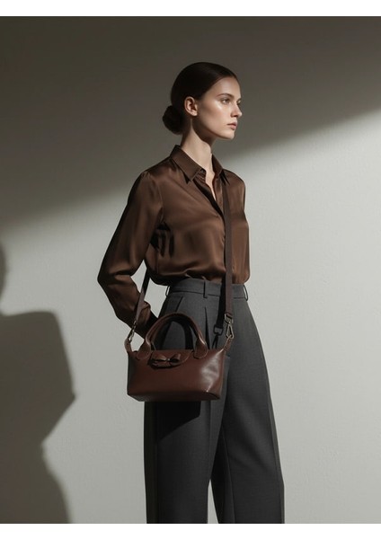 Gerçek Deri Mini Crossbody Çanta – Şık ve Tatlı Omuz Çantası