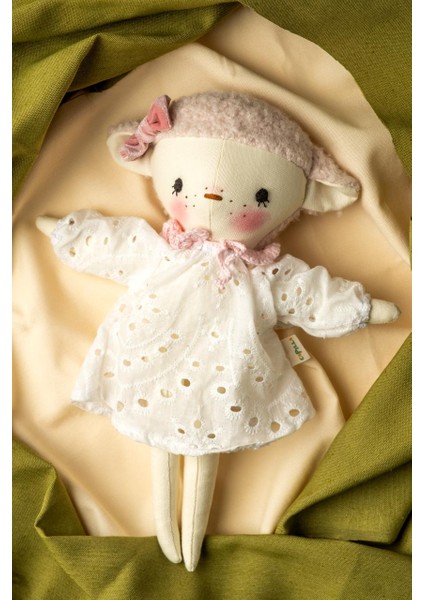 Oyuncak Bebek Kuzu Moli El Yapımı %100 Pamuklu Naturel Bez Bebek Hediye Kutulu indirimleri