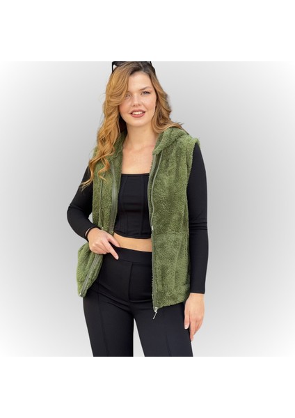 Kadın Haki Yeşil Kapşonlu Kolsuz Peluş Yelek fırsatları