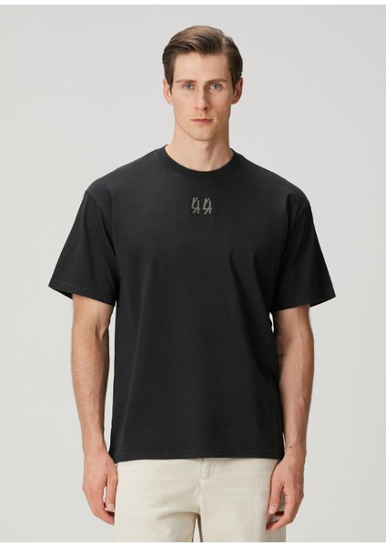 Siyah Logo Baskılı T-Shirt