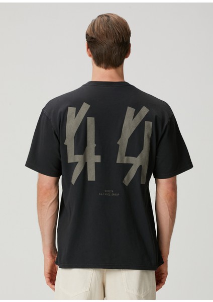 Siyah Logo Baskılı T-Shirt fırsatları