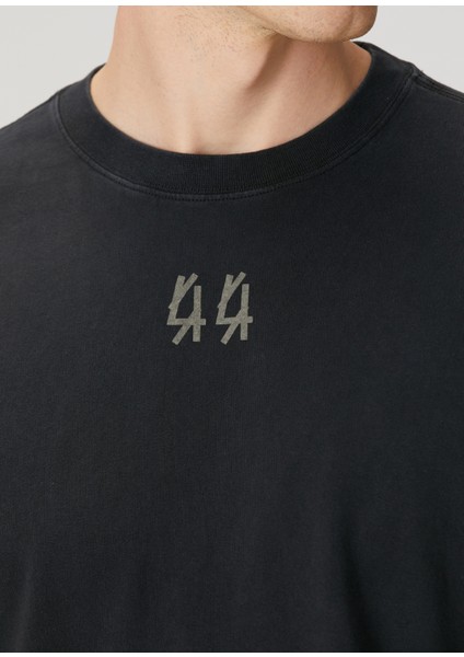 Siyah Logo Baskılı T-Shirt indirimleri
