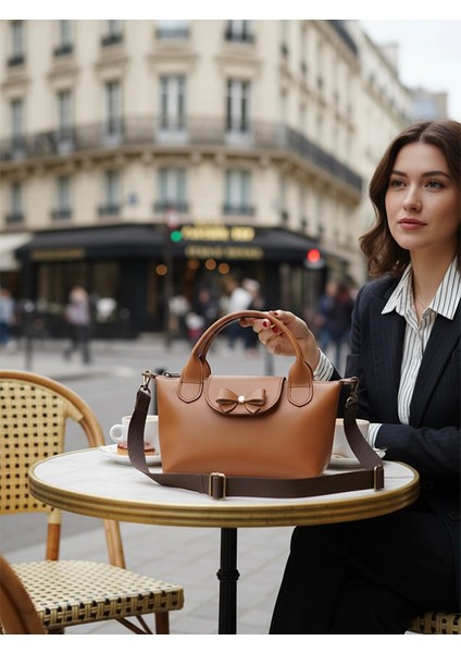 Gerçek Deri Mini Crossbody Çanta – Şık ve Tatlı Omuz Çantası fiyatları