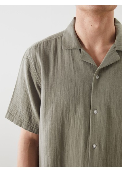 Yeni Sezon Standart Fit Kısa Kollu Erkek Gömlek modelleri