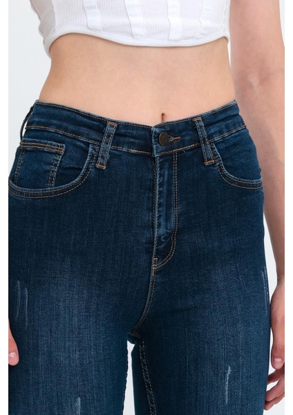 Kadın Tırnaklı Taşlamalı Jeans fırsatları