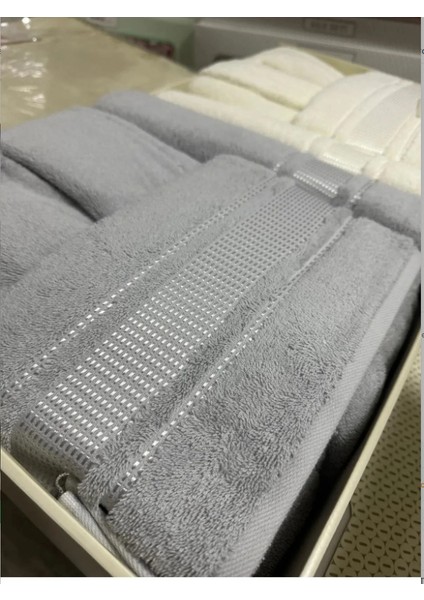 Colourist Bornoz Seti Gri Krem Büyük Beden modelleri