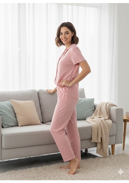 Kadın Pembe Düğmeli Pijama Takımı fırsatları