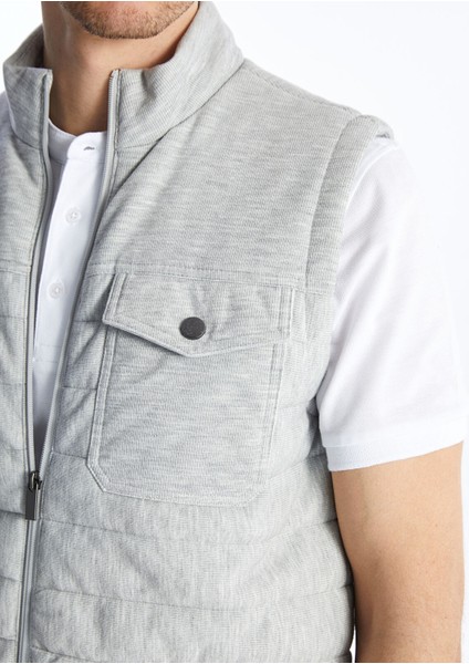 Yeni Sezon Standart Kalıp Dik Yaka Erkek Triko Yelek fırsatları