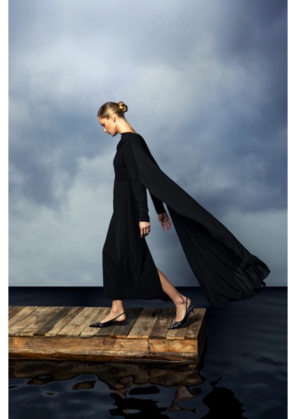 Pelerin Detaylı Uzun Elbise 26W40825 fiyatları