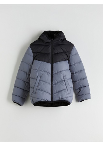 Yeni Sezon Kapüşonlu Erkek Çocuk Şişme Mont