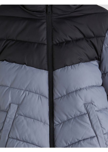 Yeni Sezon Kapüşonlu Erkek Çocuk Şişme Mont fiyatları