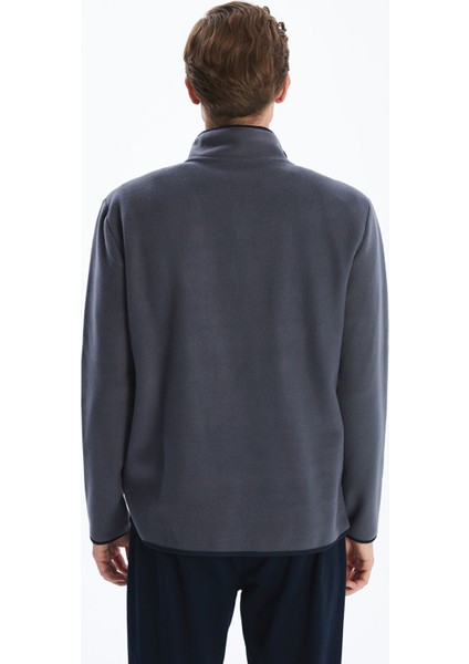 Yeni Sezon Dik Yaka Biyeli Erkek Sweatshirt fırsatları