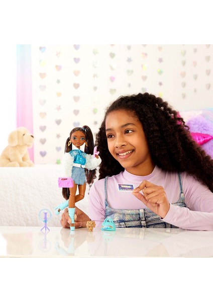 HYC22 Barbie Dream Besties Ana Karakter Bebeklers Brooklyn