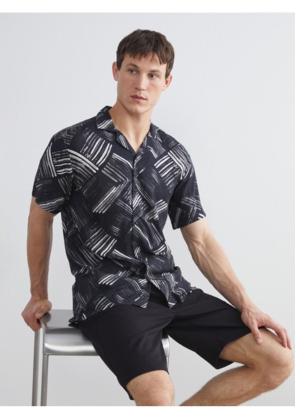 Yeni Sezon Regular Fit Kısa Kollu Desenli Viskon Erkek Gömlek